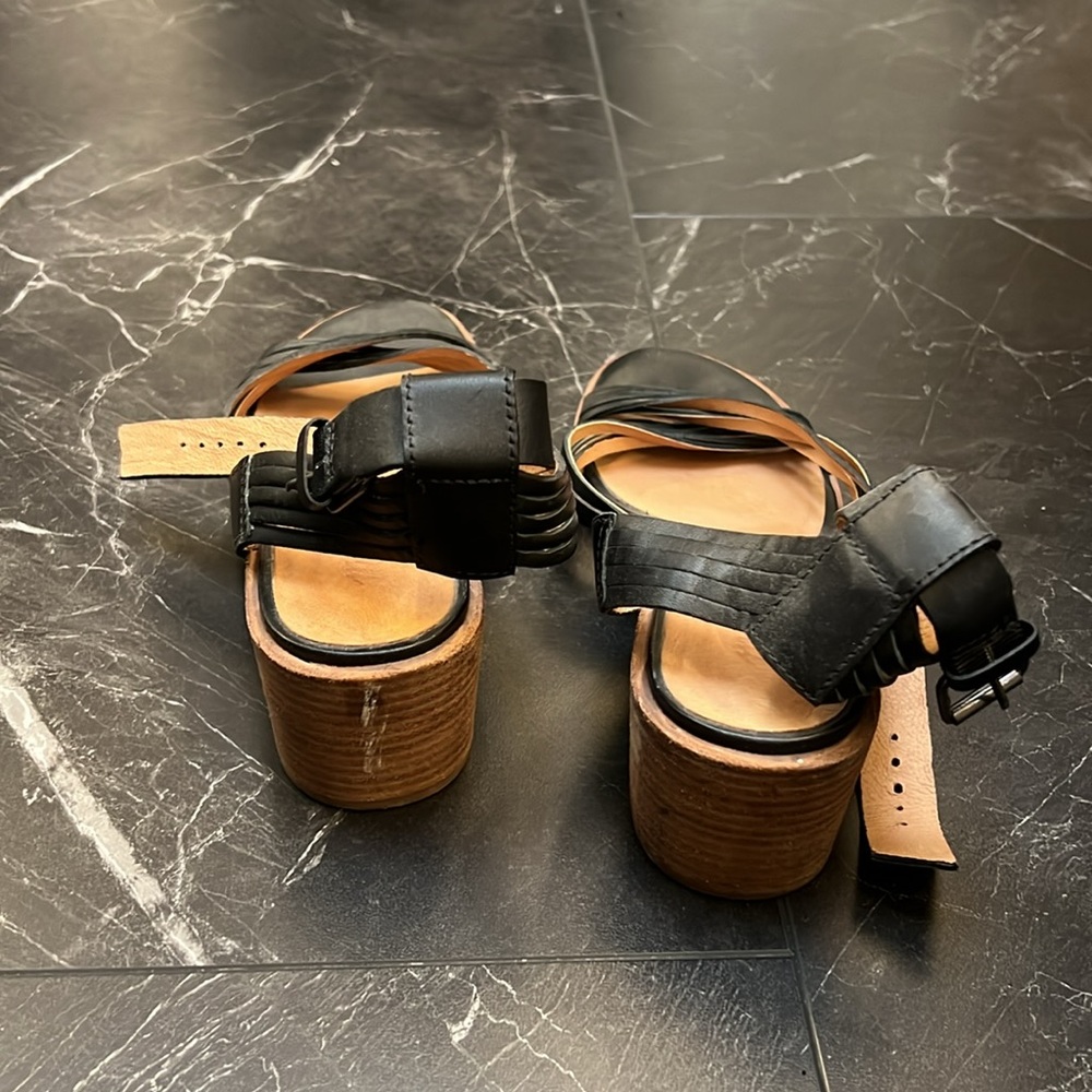 Madewell heeled sandal size 9 in black - Picture 4 of 6